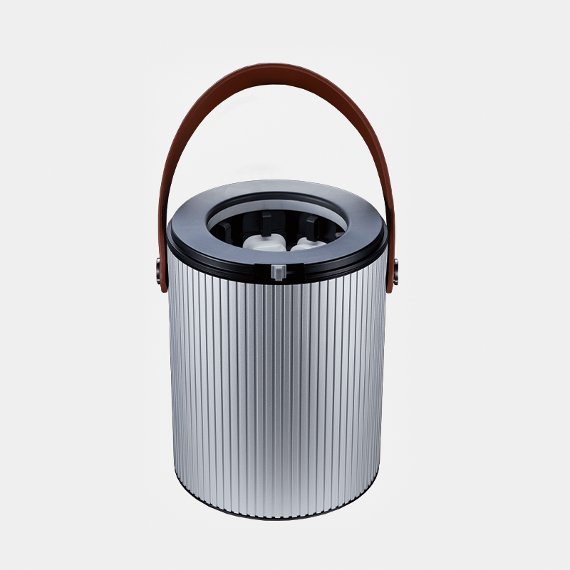 Lyra Silver Multi-Fit™ Bottle Chiller
